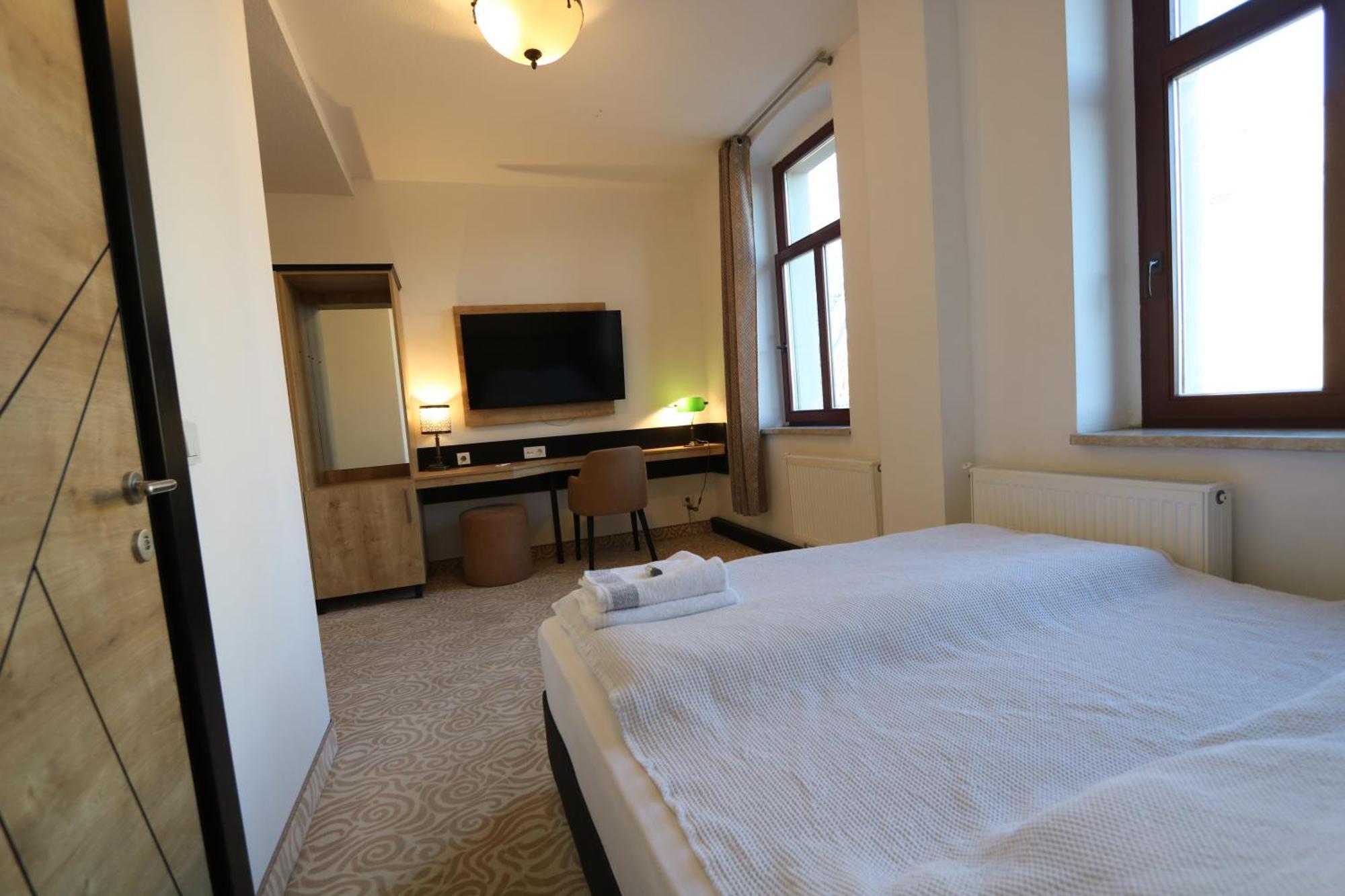 Am Fluss Saale Hotel Weißenfels Buitenkant foto